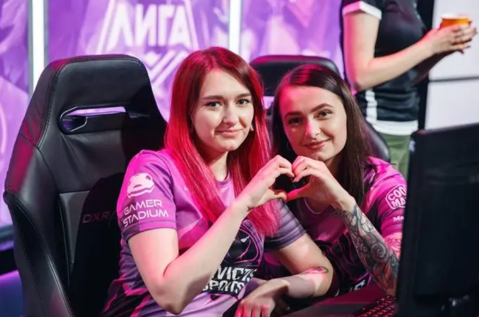 前曼联后卫 前曼联后卫